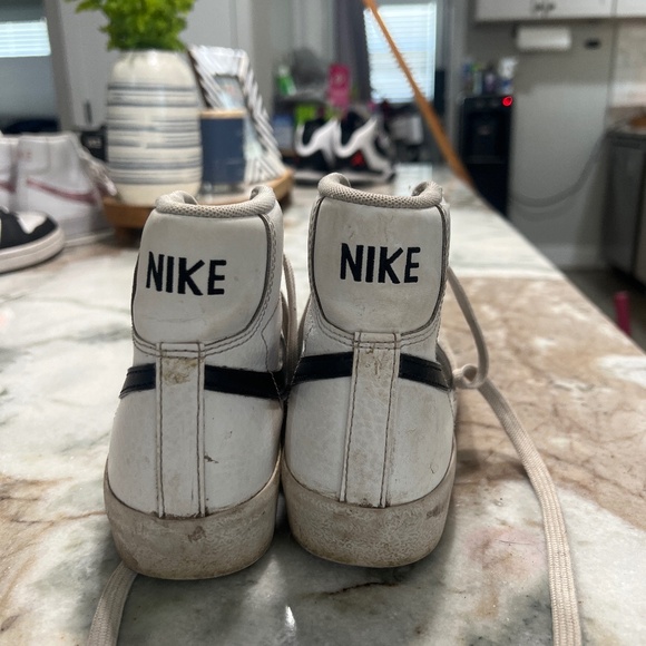 Nike blazers - Picture 1 of 3